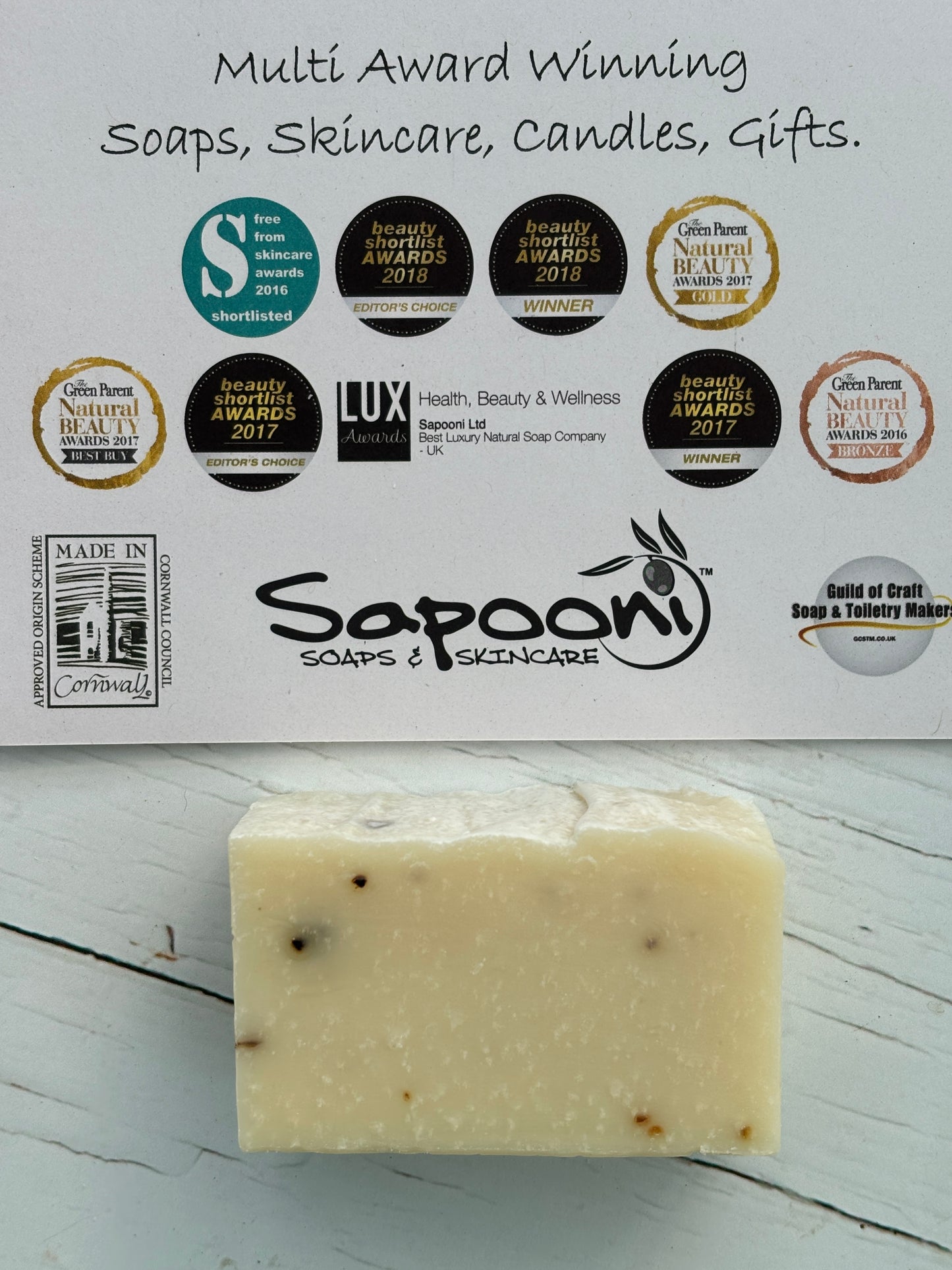 Locally Handmade Cornish Soap: Honey, Lemon & Tea 90g bar