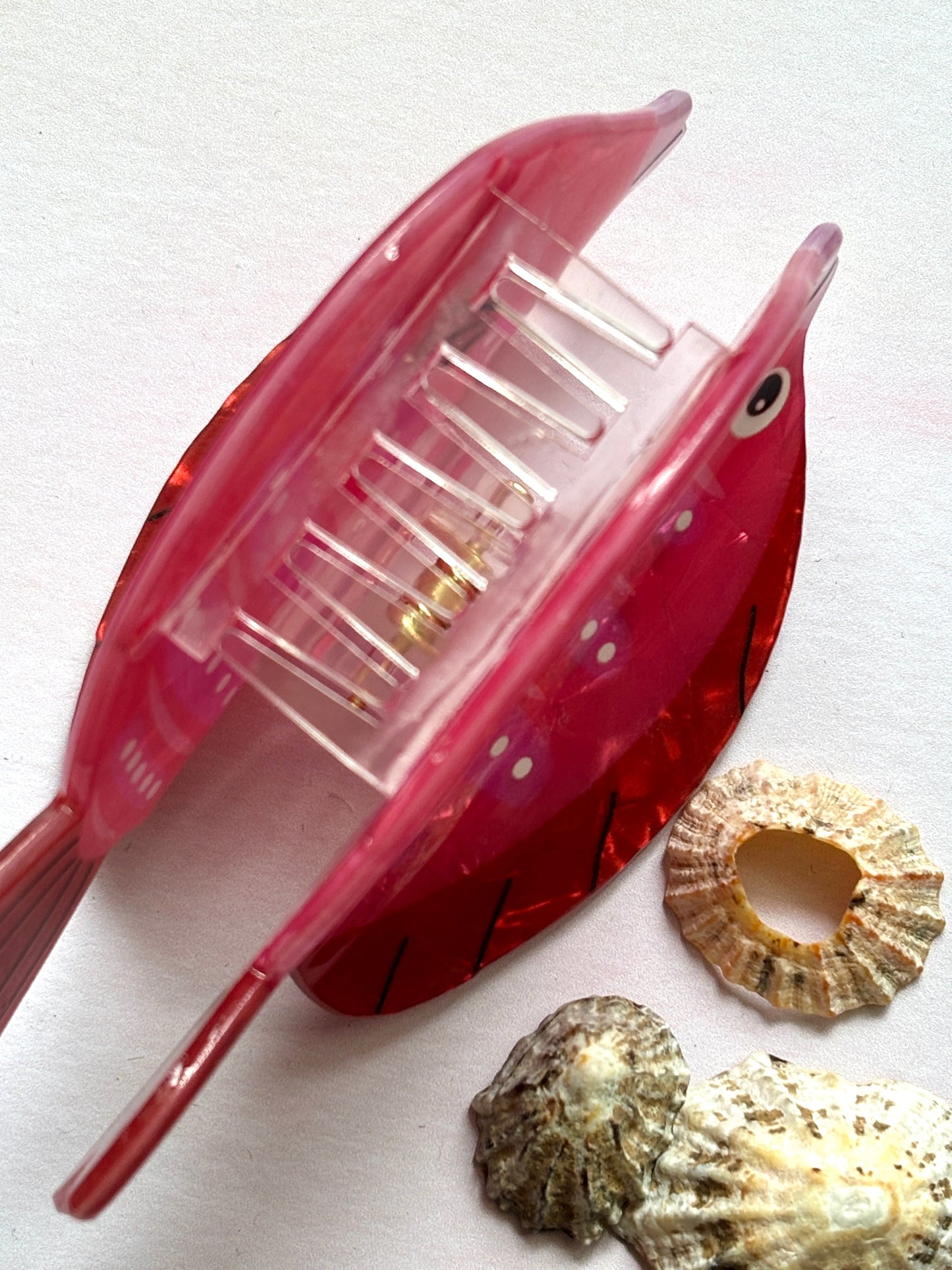 Bright Pink Stripe Fish Hair Claw