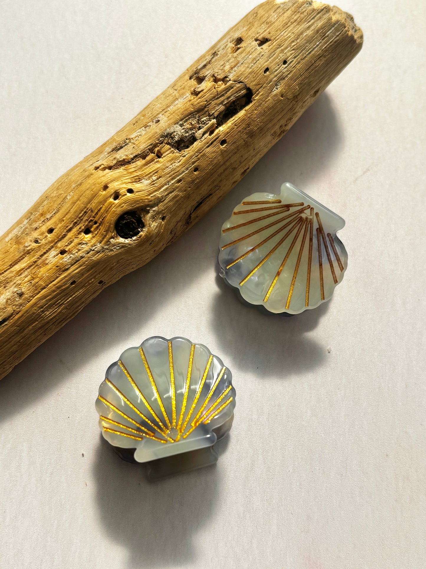 Mini Blue White Seashell Hair Claws