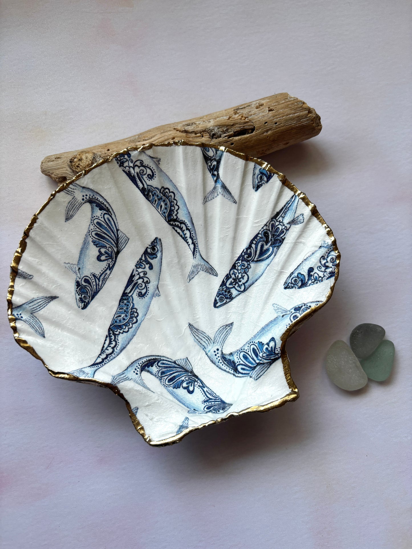Seaside Decorated Scallop Shells