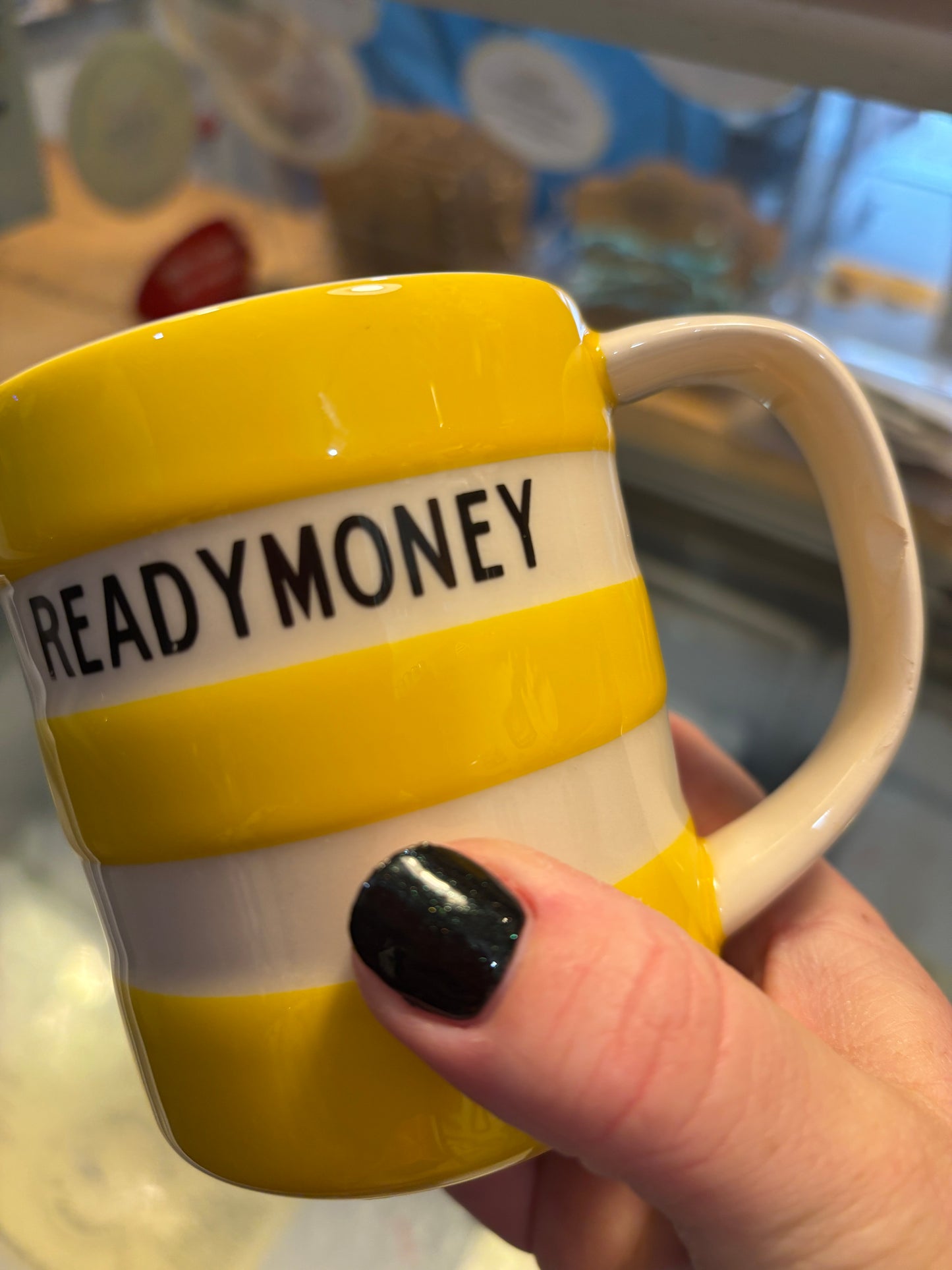 Chipped 10oz Cornishware Yellow Mug