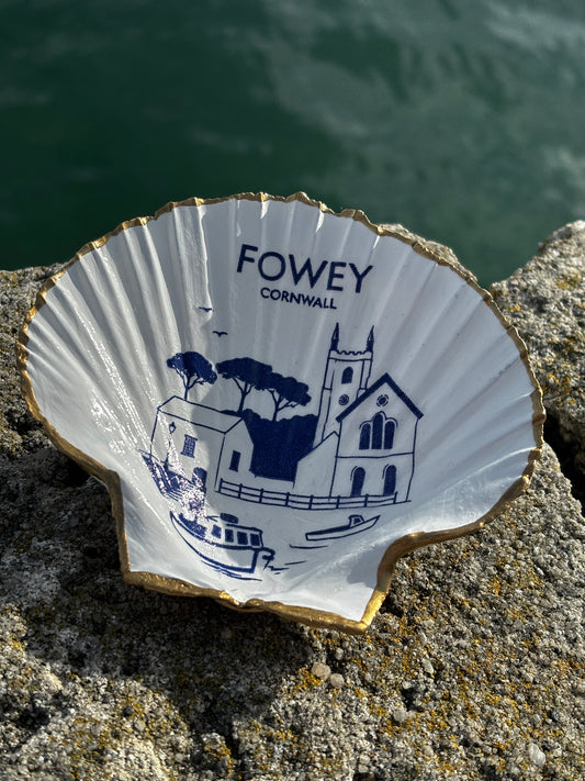 Fowey Gold Edged Scallop Shells