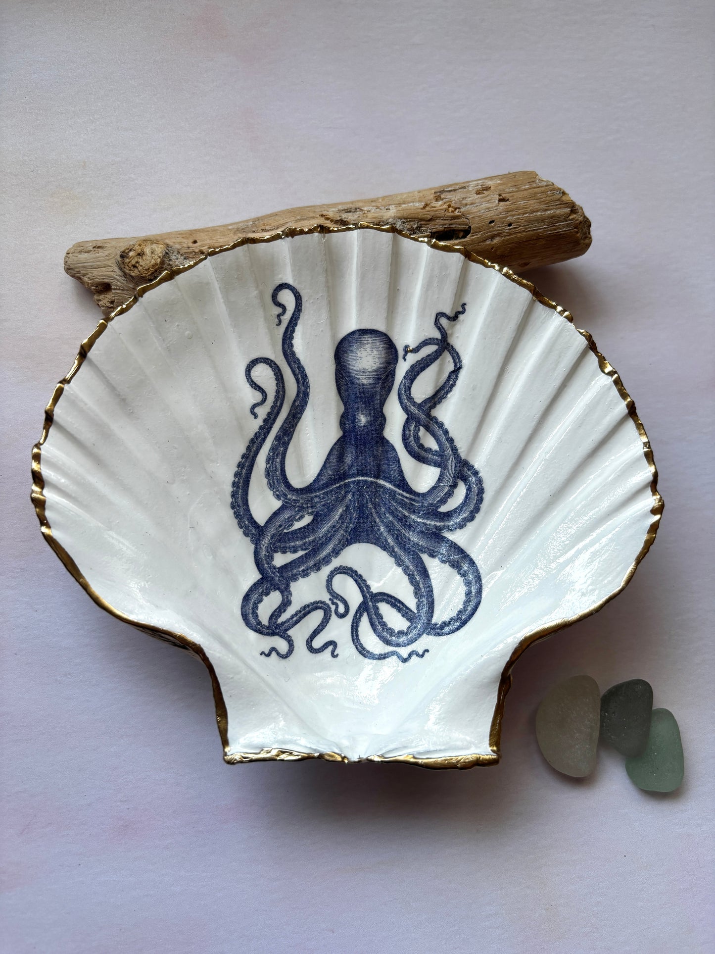 Seaside Decorated Scallop Shells