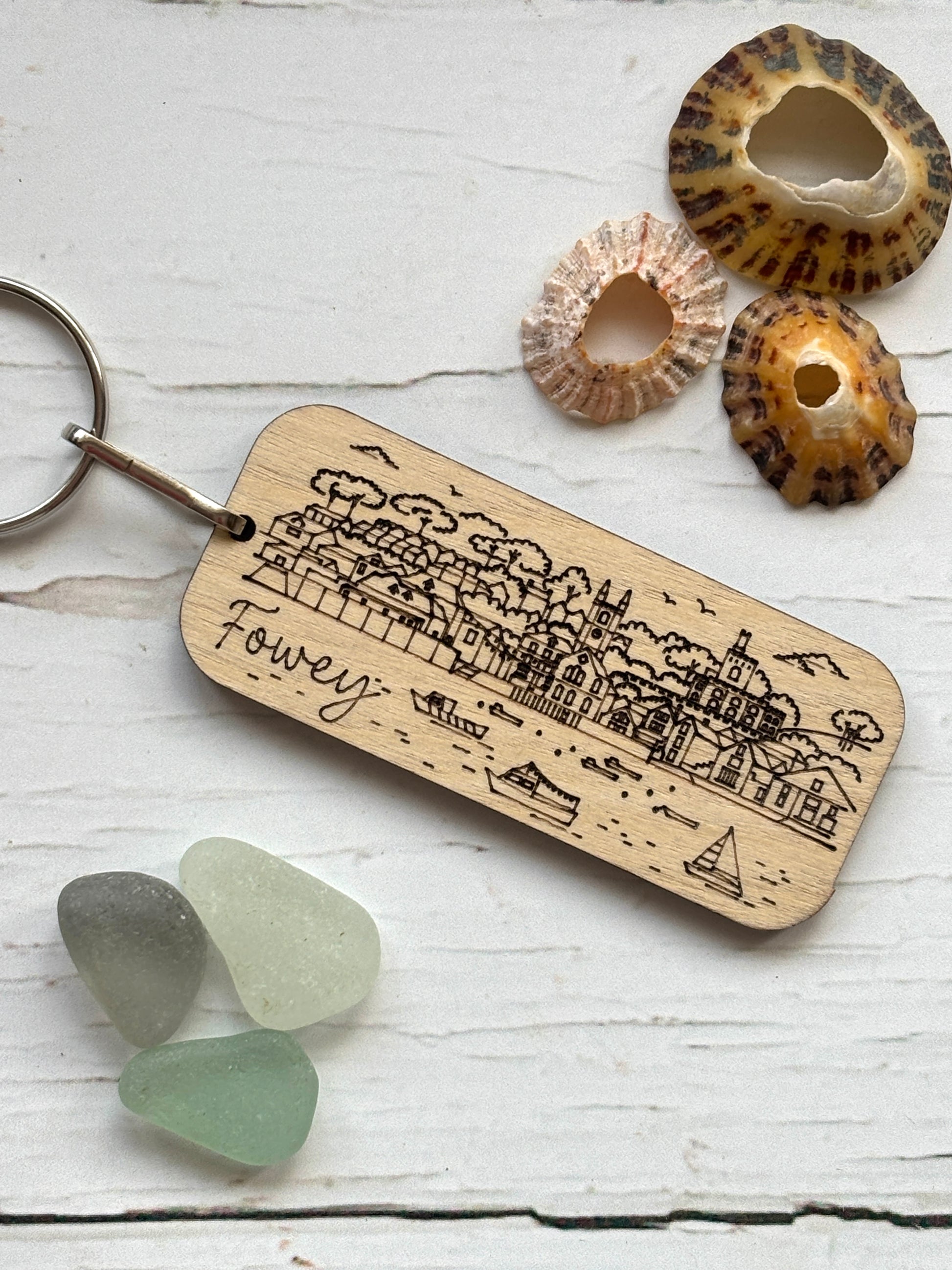 Fowey wooden engraved keyring, Cornwall harbour skyline illustration, laser cut coastal town souvenir, wooden keychain