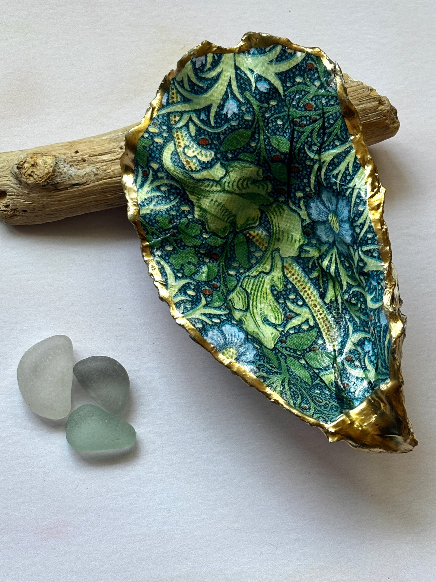 Seaside Decorated Oyster Shells