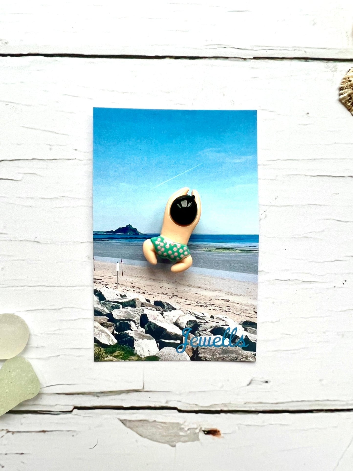 handmade swimmer brooch—quirky beach badge with green trunks, playful coastal pin for summer outfits