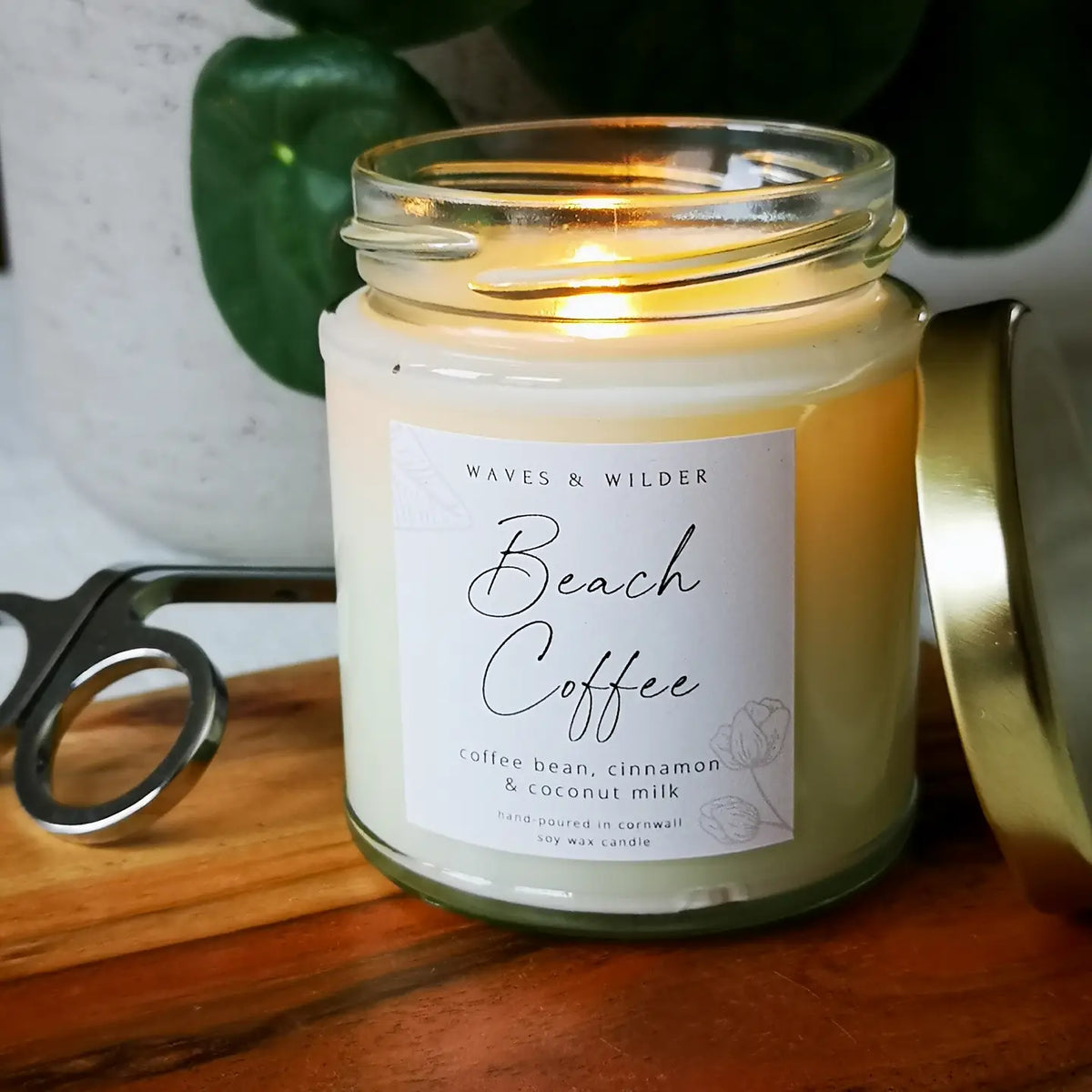 beach coffee soy wax candle by Waves & Wilder hand-poured Cornwall fragrance: coffee bean, cinnamon, coconut milk