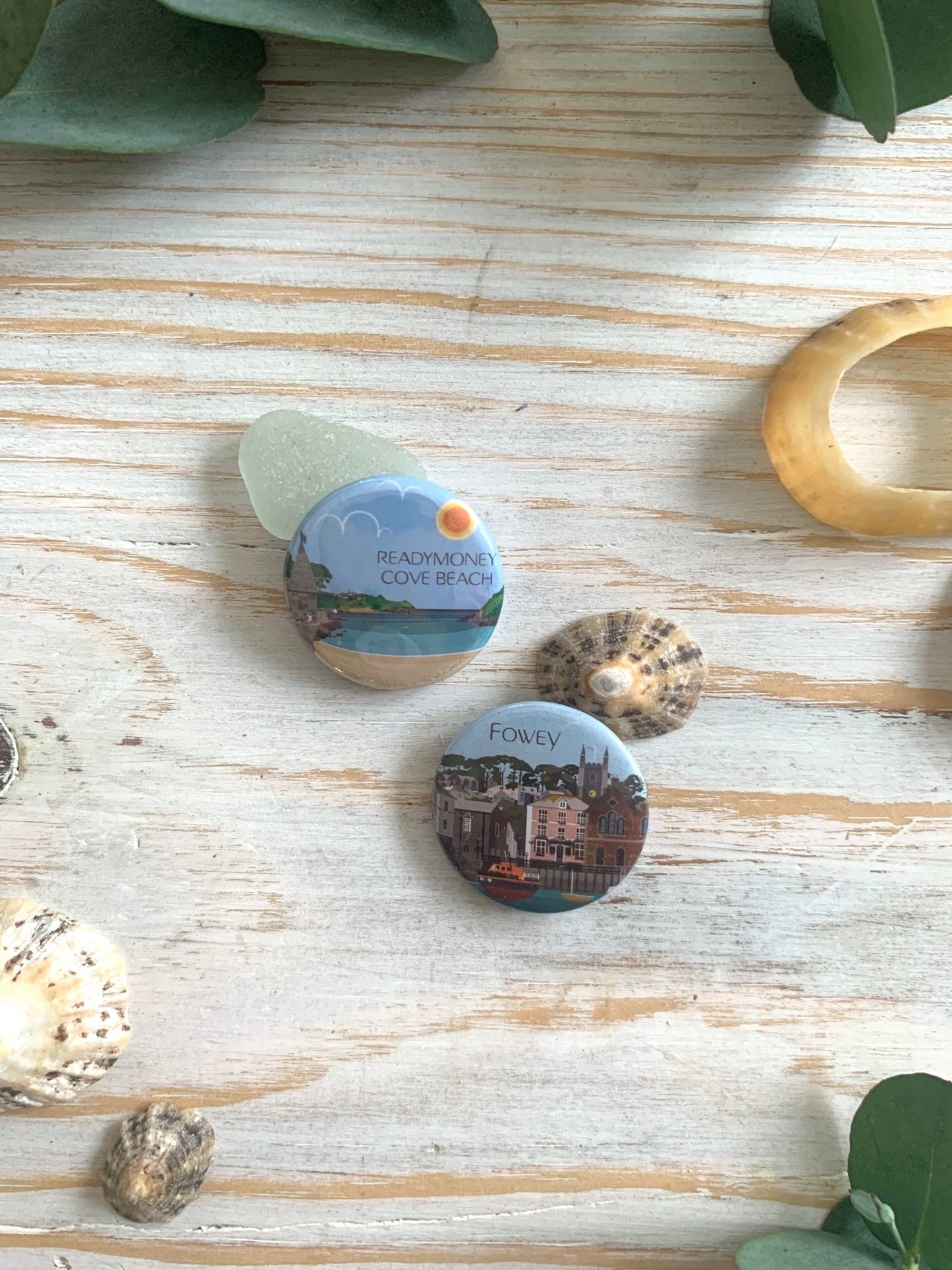 Mini Fowey Button Badge: Readymoney Cove, Fowey Town Quay - Readymoney Beach Shop