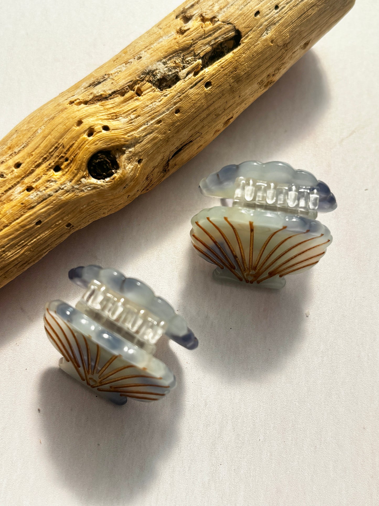 Mini Blue White Seashell Hair Claws