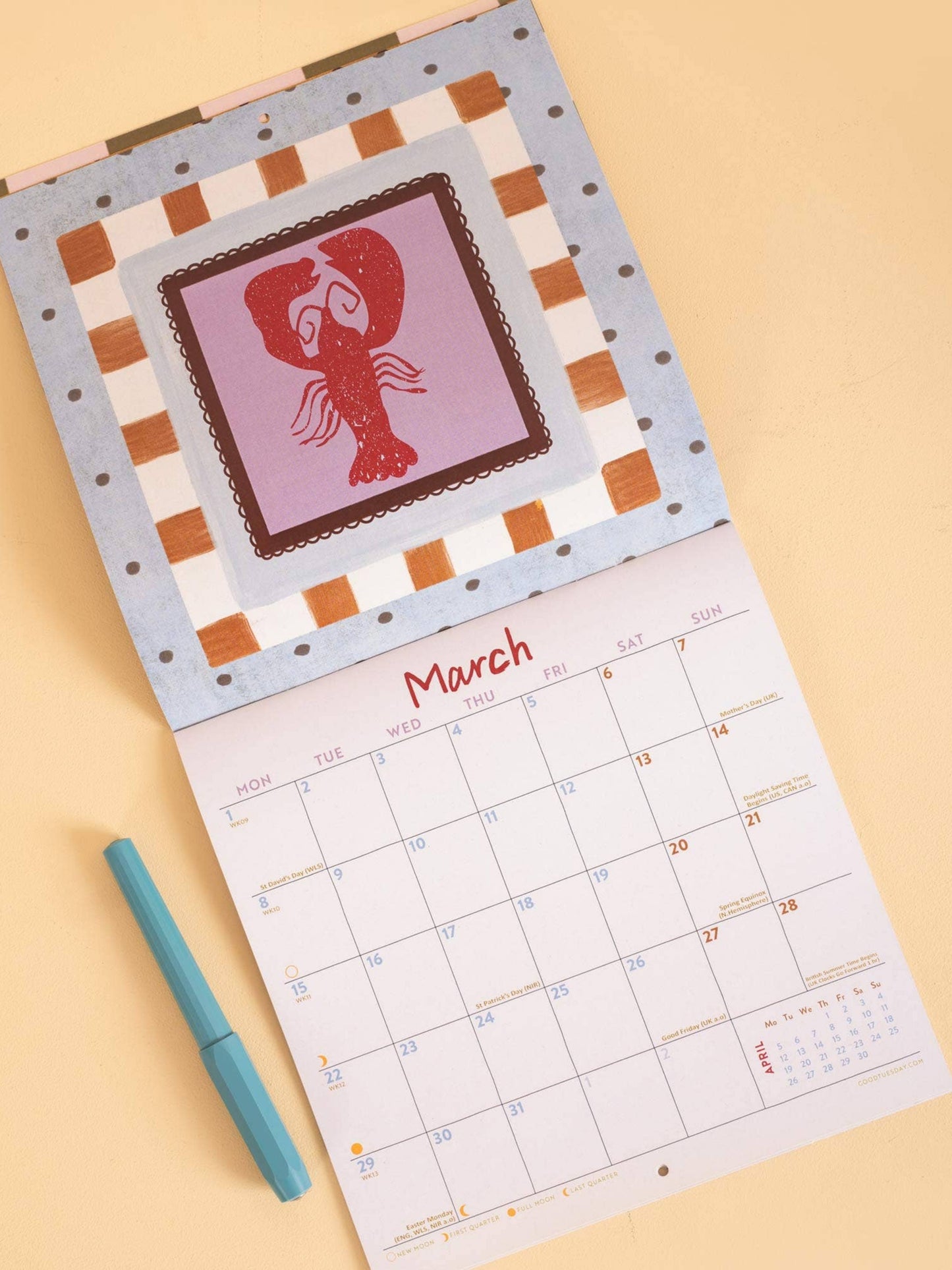 2027 Seashells Compact Wall Calendar