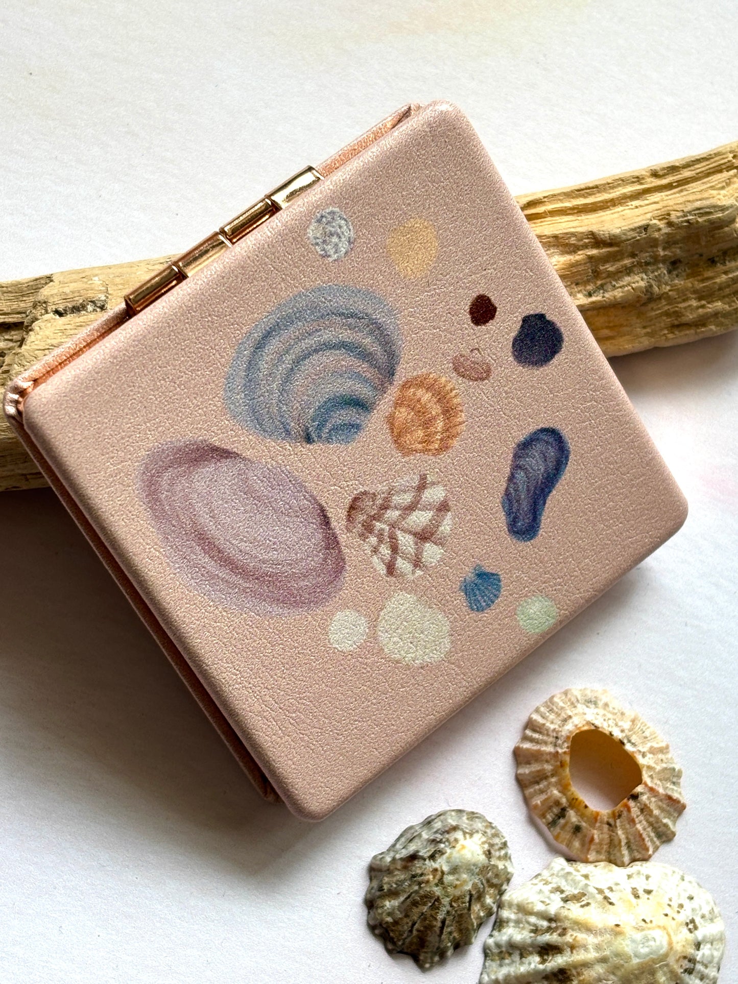 Pink Shell Patterned Compact Folding Mirror