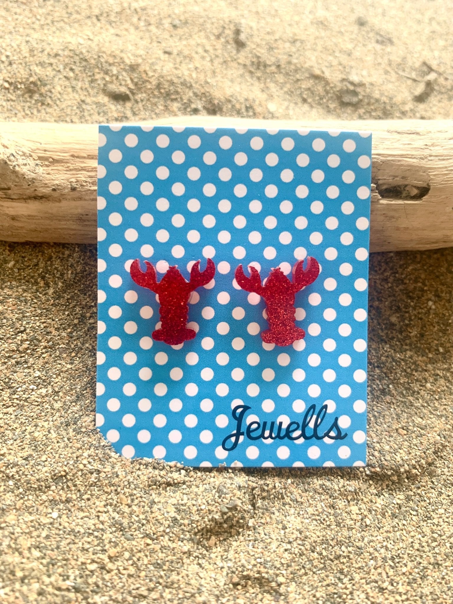red glitter lobster stud earrings—fun, beach-themed accessory for summer outfits and ocean lovers