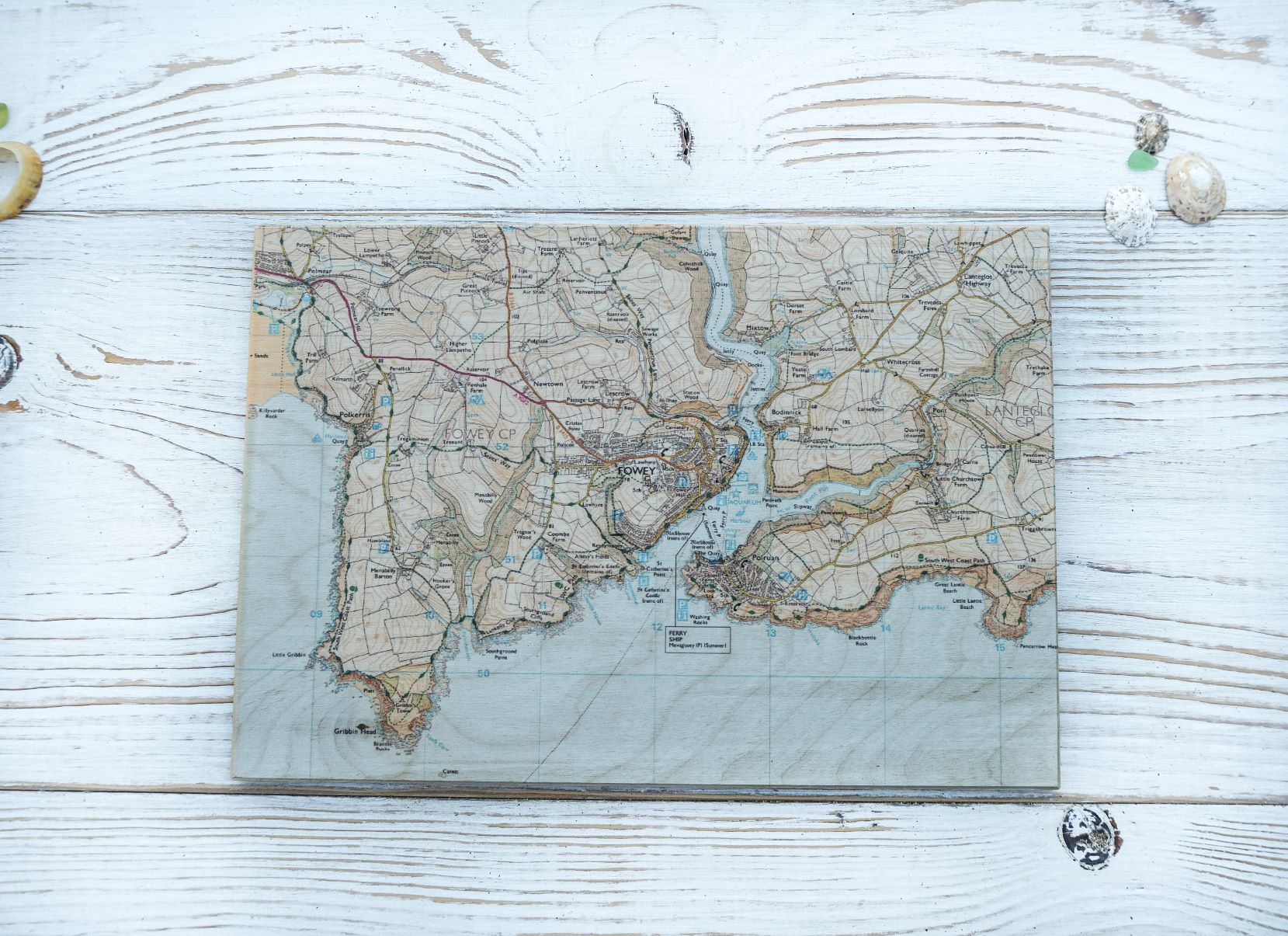 Wooden tablemat featuring map image of Fowey area
