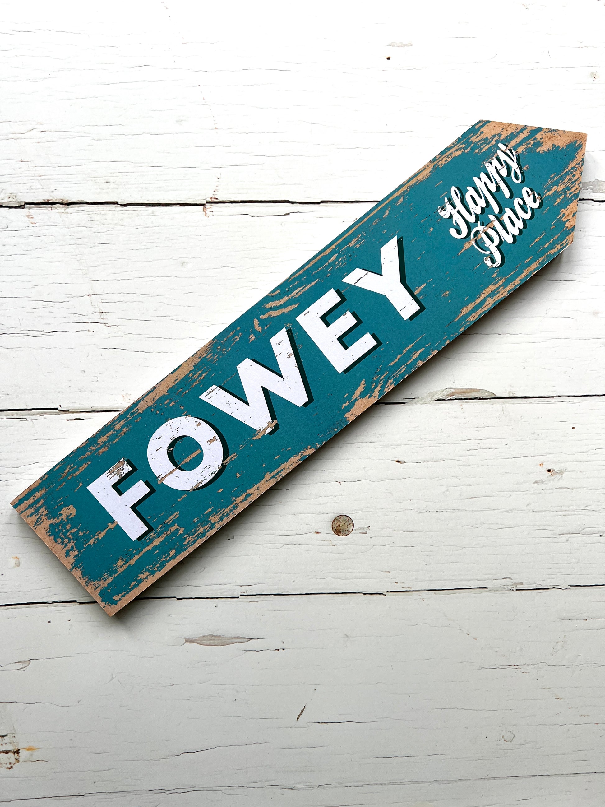 Fowey Happy Place directional arrow sign in turquoise